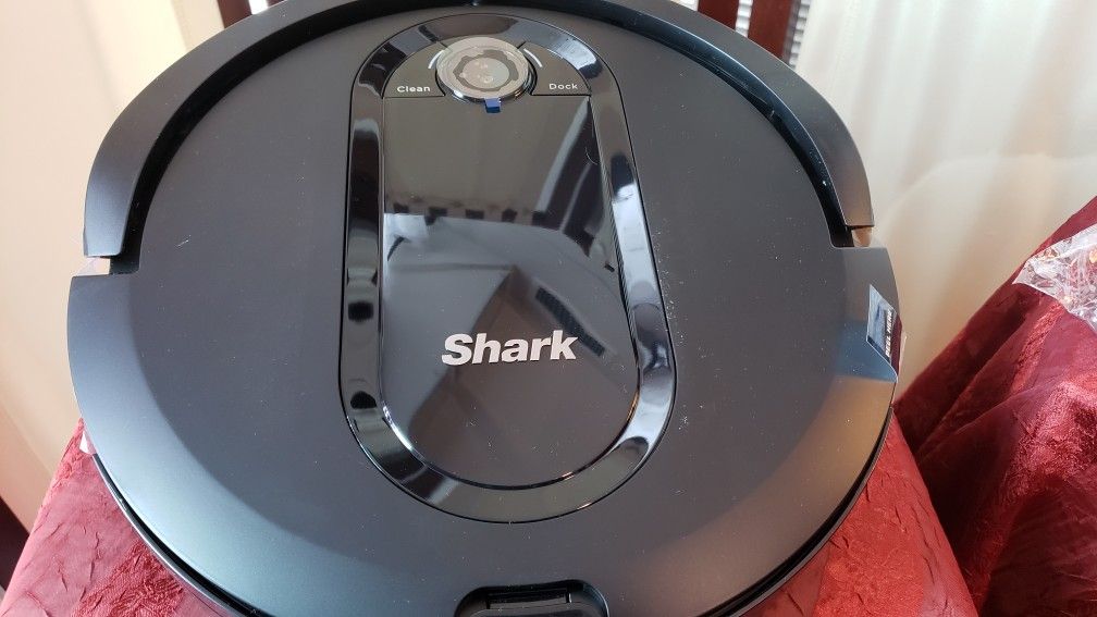 Shark ION Robot Vacuum R75 with Wi-Fi (rv750)