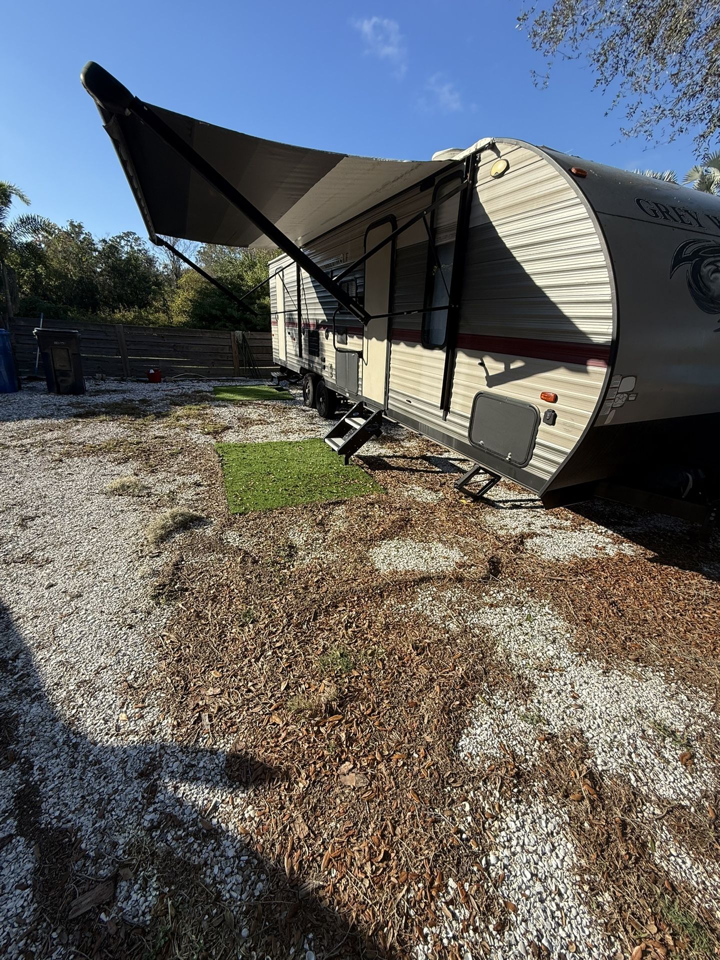 2017 Forest River Cherokee Grey Wolf 26DB Hald-Bunkhouse Travel Trailer