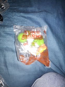 2 super Mario McDonald's toy 1$ each