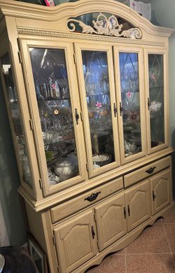 Beautiful China Cabinet With Content 