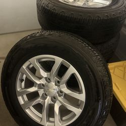 265/65R18 Stock Silverado rims Goodyear Tires 