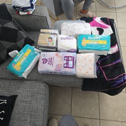 Pampers 