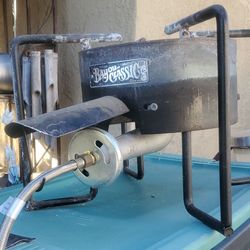 Bayou Classic SP10 Single Burner Propane Outdoor Stove 185000 BTU Hose Reg