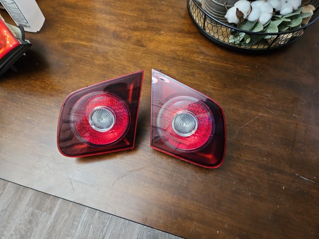 Mk5 Volkswagen Tail Lights