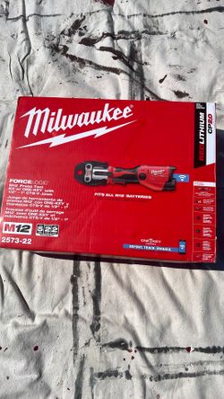Milwaukee  FORCELOGIC   M12 press tool  Kit. W /ONE KEY   Model   2573-22
