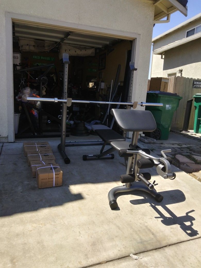 All Brand new Bench squat rack combo with 300lb Olympic weight set
