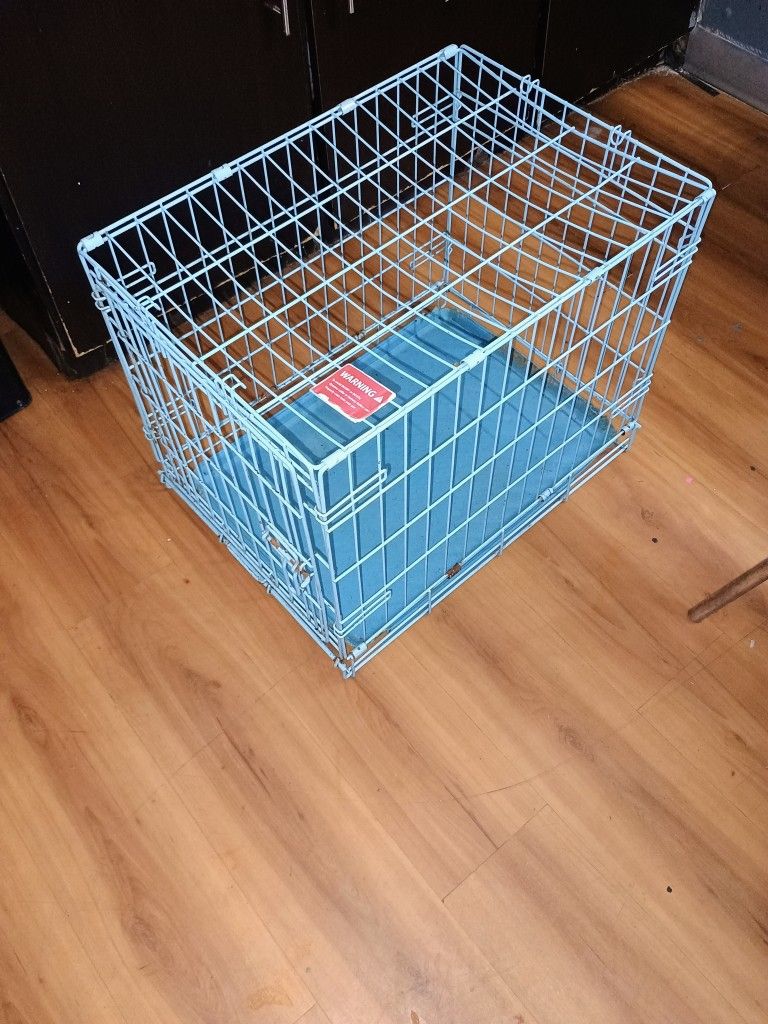 Small/Medium Pet Carrier/Cage