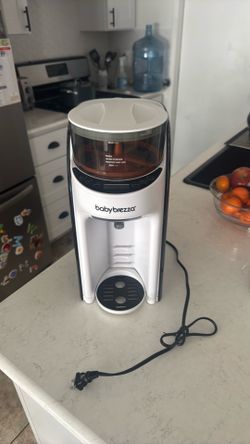 Baby Brezza Formula Dispenser