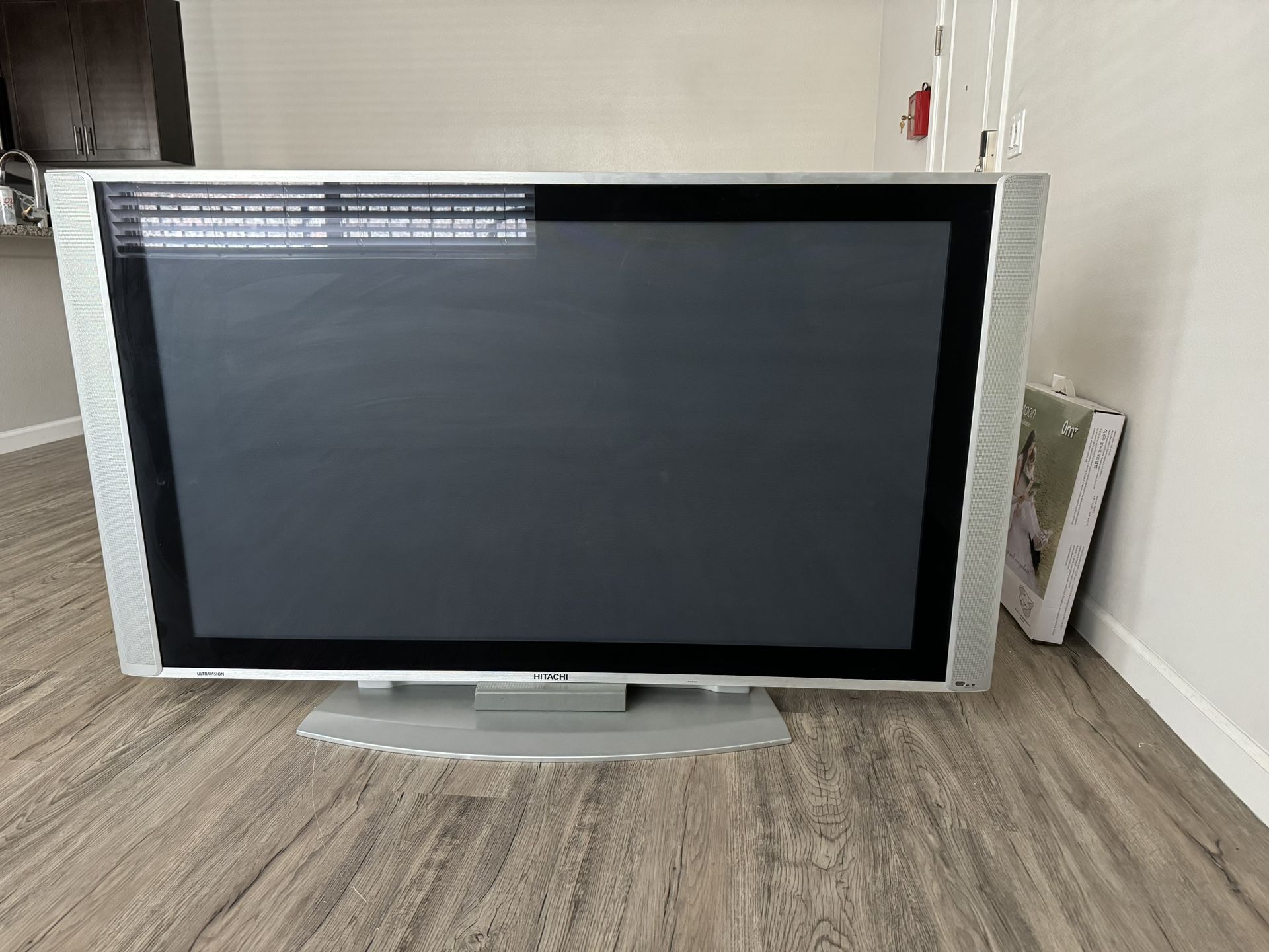Free Hitachi plasma tv