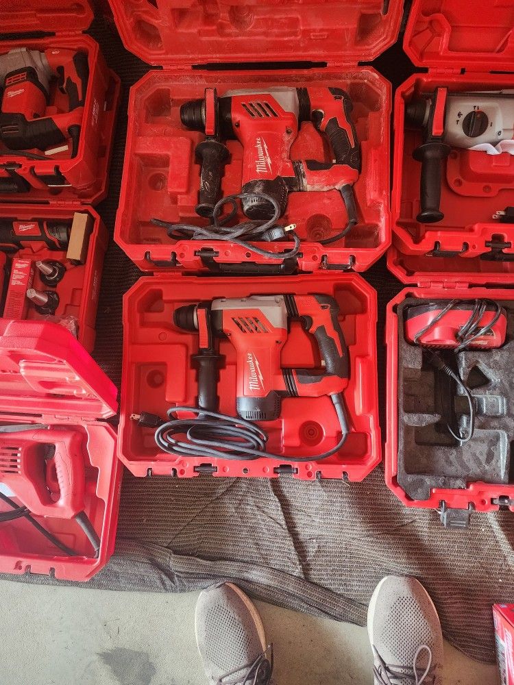 Milwaukee Tools