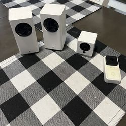 Wyze Cameras And Wired Doorbell. Used