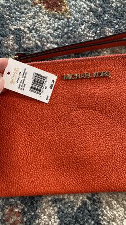 Michael kors wristlet