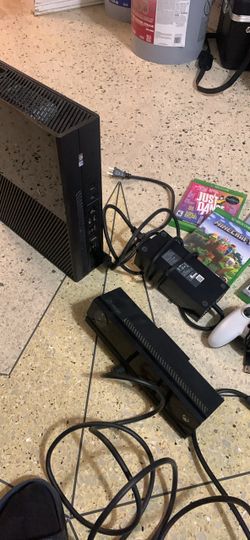 Xbox One Console Bundle with Kinect and Games