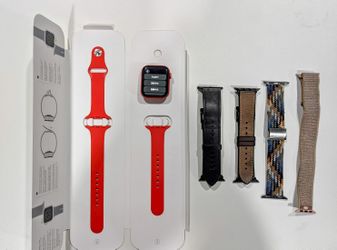 Apple Watch Series 6 GPS 44mm + Assorted Straps