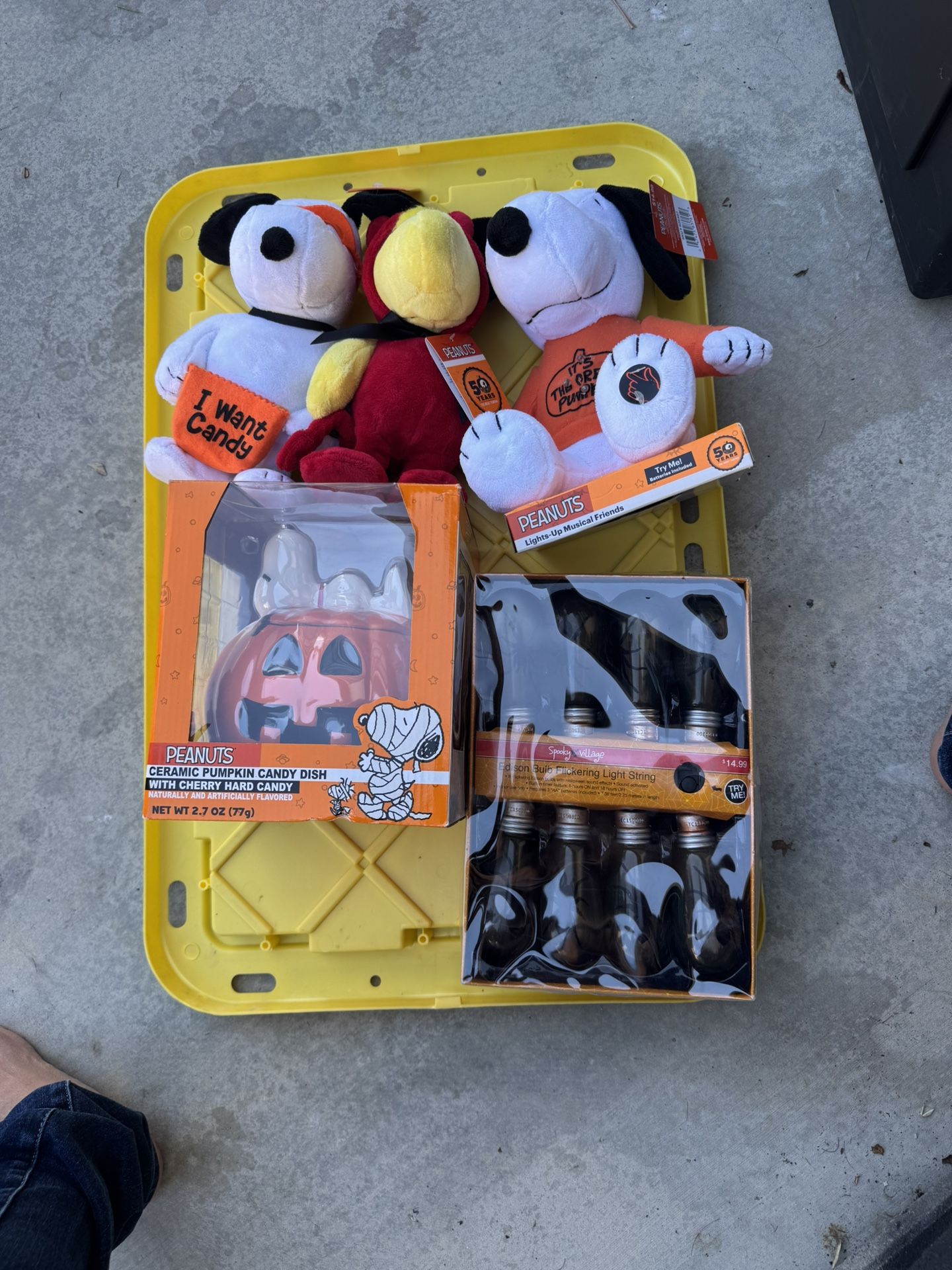 Peanut Themed Halloween Decorations