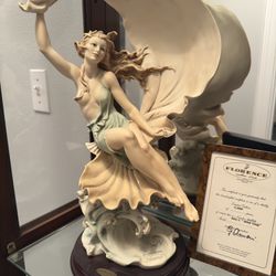 Giuseppe Armani Wind Song Figurine Collectable