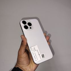 iPhone 16 Pro Max 256GB Unlocked - On Special Cash Deal $839 🤩✅