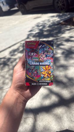Pokémon: Mega Evolution - Chaos Rising Booster Bundle