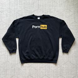 P0rnHub Logo Men’s Black Graphic Crewneck Sweater XL