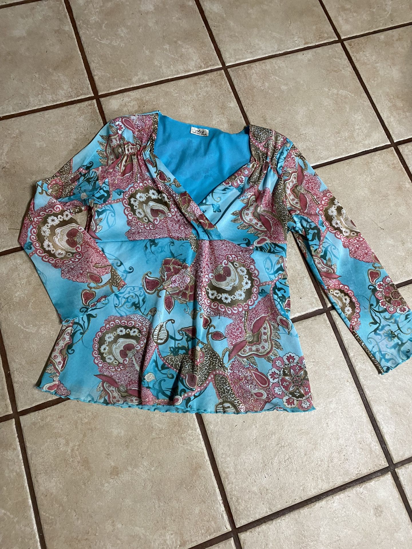 Woman’s Tunic Style Boho Blouse Size M Creative Design Works