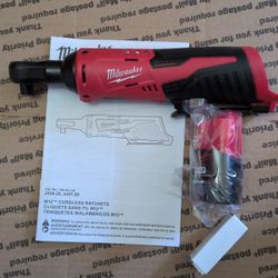 Milwaukee M12 3/8" Ratchet, 2.0ah Battery , Charger 105.00