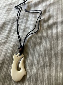 Necklace brand new Never Open