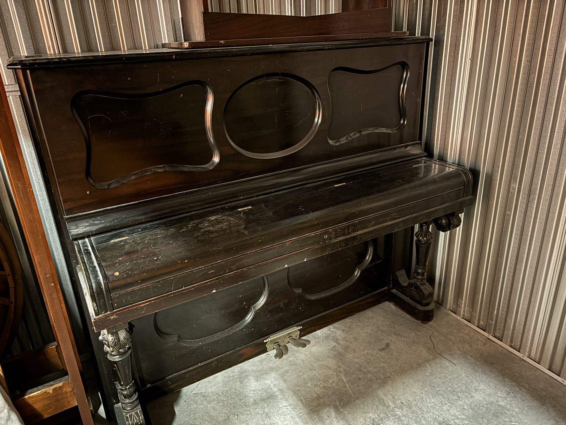 Statham Upright Piano