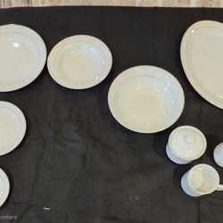 Dishware Set