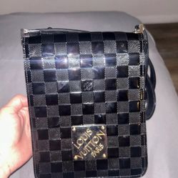 Louis Vuitton Shoulder Bag Club Handbag Damier Vernis Petrol Black Bag