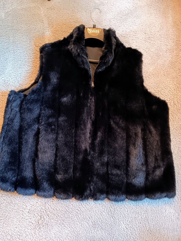 Women's Fake Fur Vest