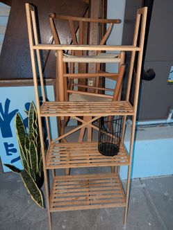 Teek wood shelving unit shelves