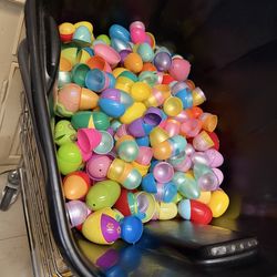 Colorful Plastic Egg Shells