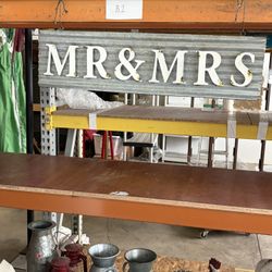 Mr. And Mrs. Woodhouse Style Farm Single 