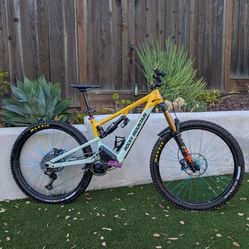 Rocky Mountain E-Bike