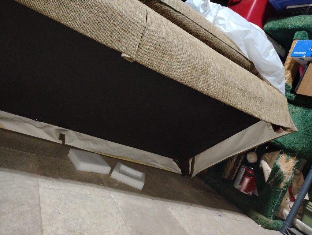 Henredon Living Room Couch