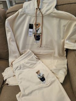 CLEAN OUTFIT