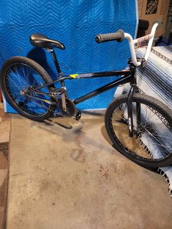 Early 2000's Gt Pro Series 24 Inch Bmx