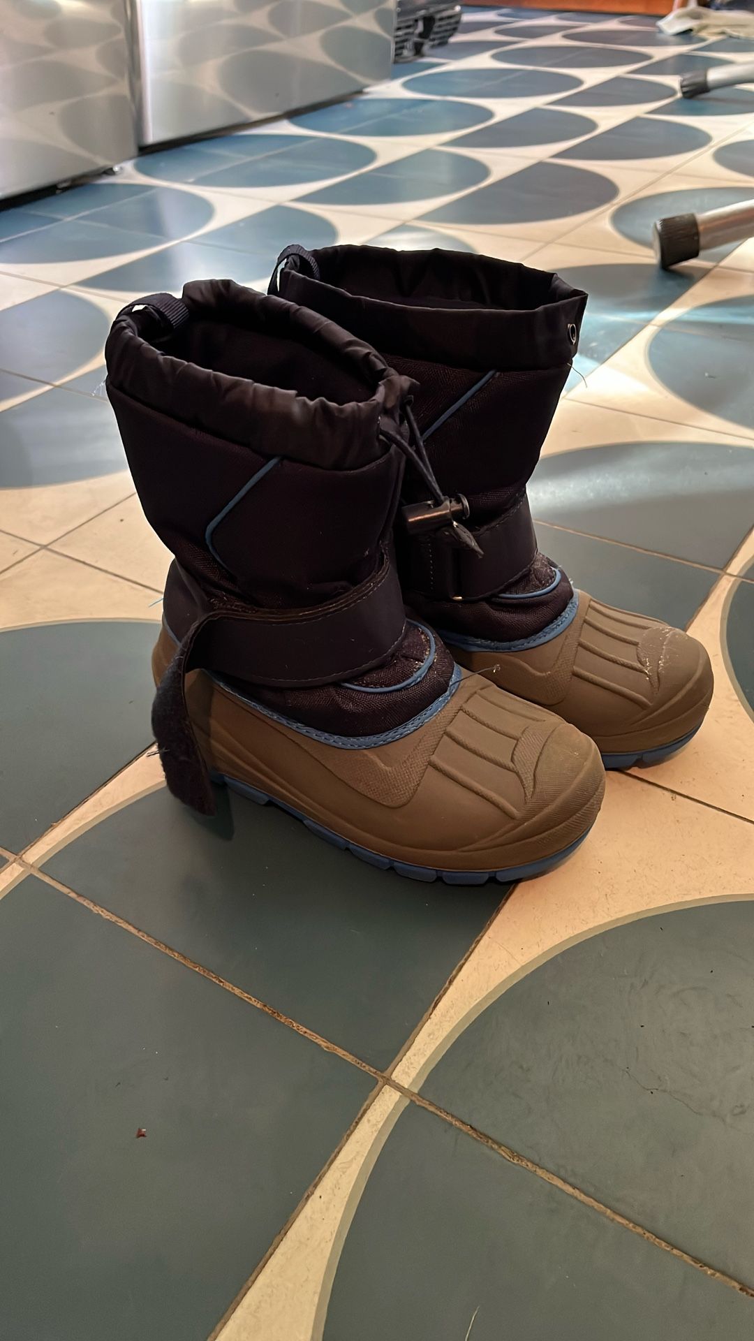 Kids Size 13 Snow Boots