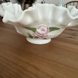 Vintage Westmoreland Milk Glass Ruffled Bowl Pink Roses & Trellis 8" Diameter