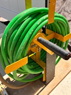 Manual Hose Reel with Green Garden Hose
