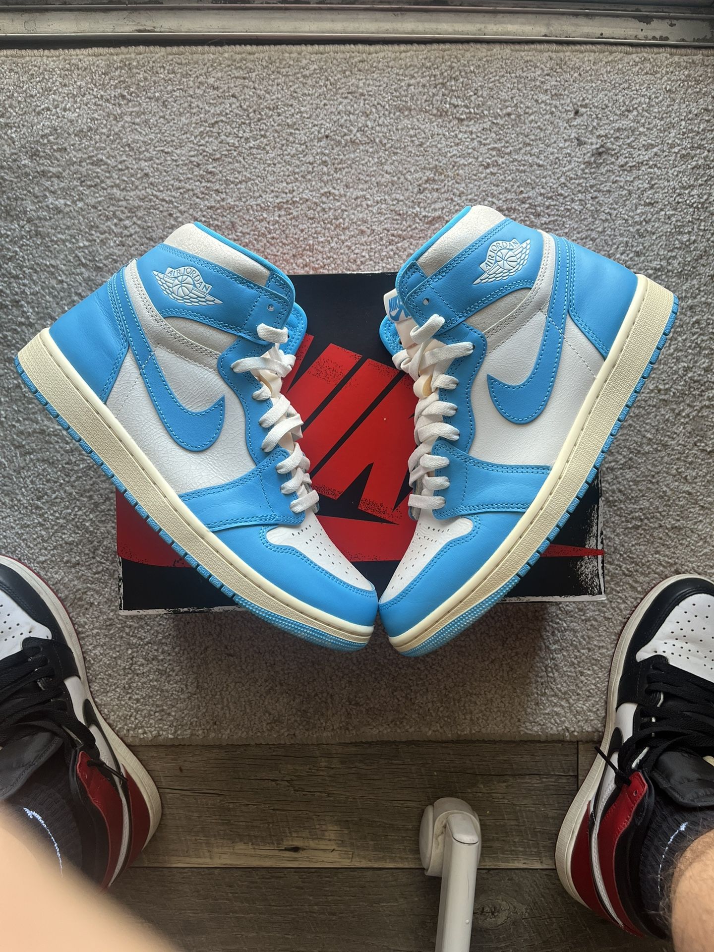 Air Jordan 1 Retro High OG 'UNC Reimagined'