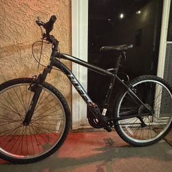 Men’s HUFFY 26”wheels M/L Frame 