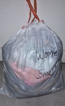 Women's mystery bag of clothing size Small