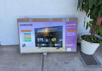 50” Samsung smart 4k led Uhd tv