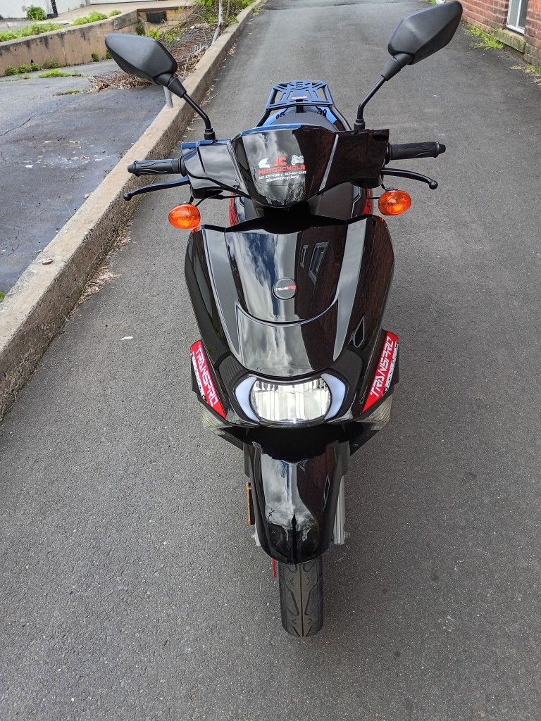 2024 SCOOTER 200 cc RUN GREAT HAS TITLE