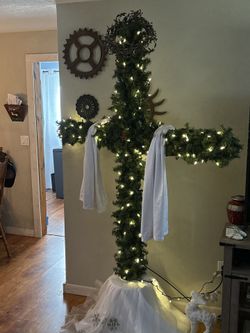 Christmas Tree Cross