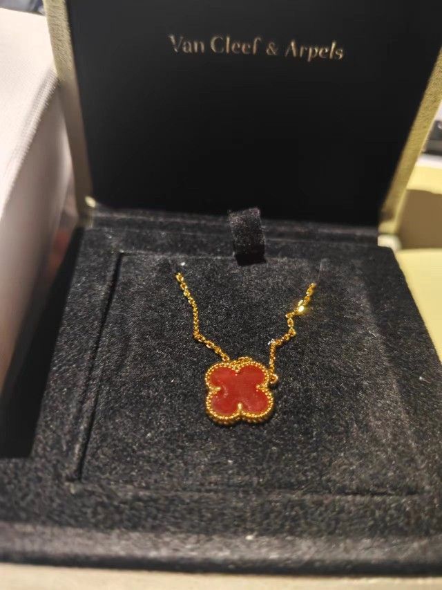 Van Cleef & Arpels necklace