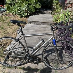 Merlin Agilis Size 52cm 