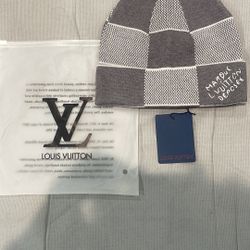L* Marque Gray Beanie