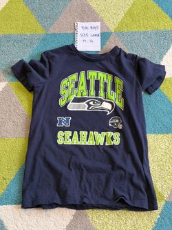 Big Kids Size Large Seahawks T-shirt